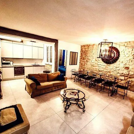 Maison Marais Apartment *
