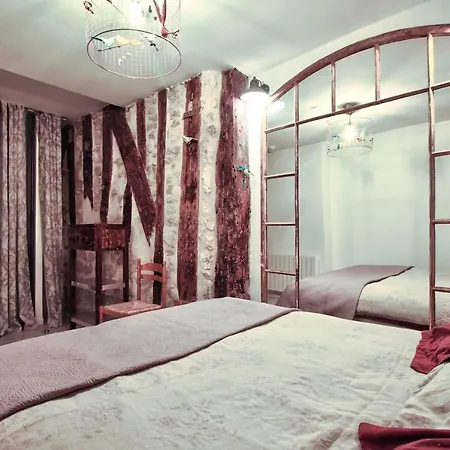 Maison Marais Apartment